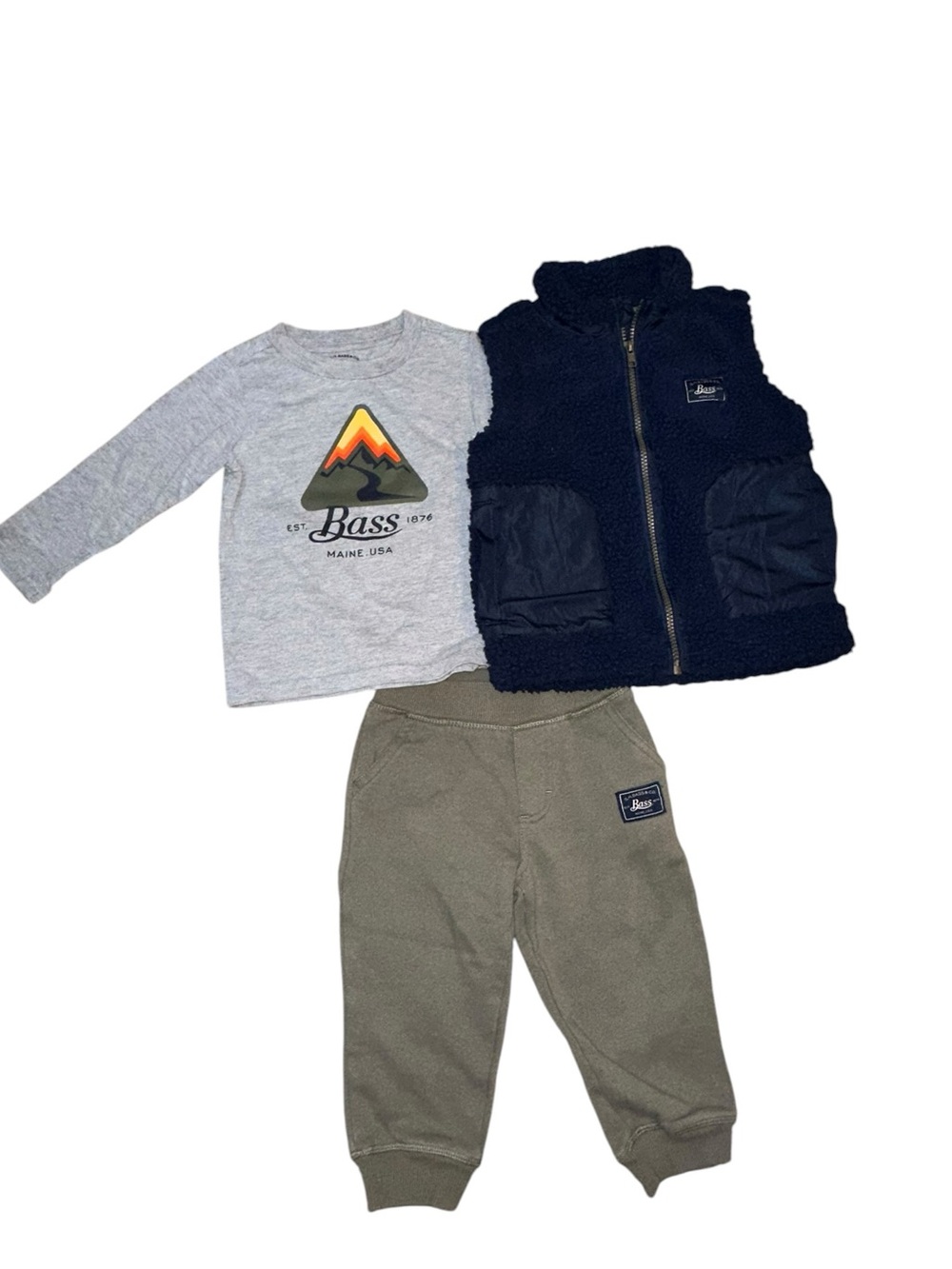Bass Pro Shops toddler boy 3 piece outfit. Size 2t